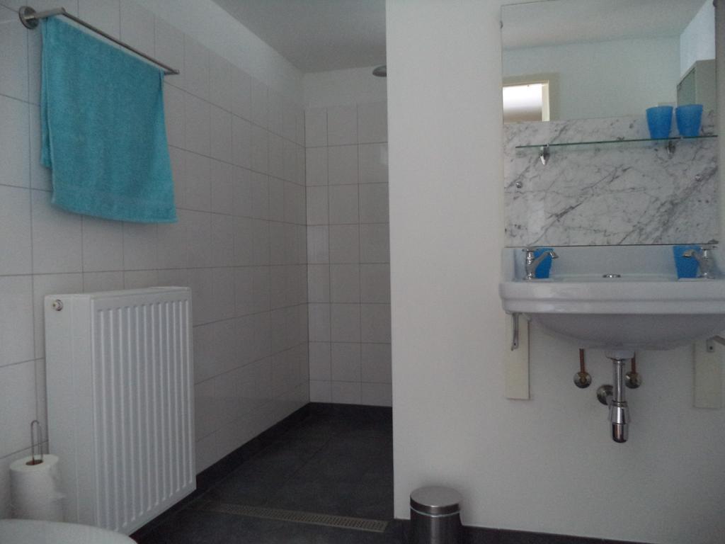 Aan Het Veer Minimaal 4 Overnachtingen Apartment Dieren Room photo